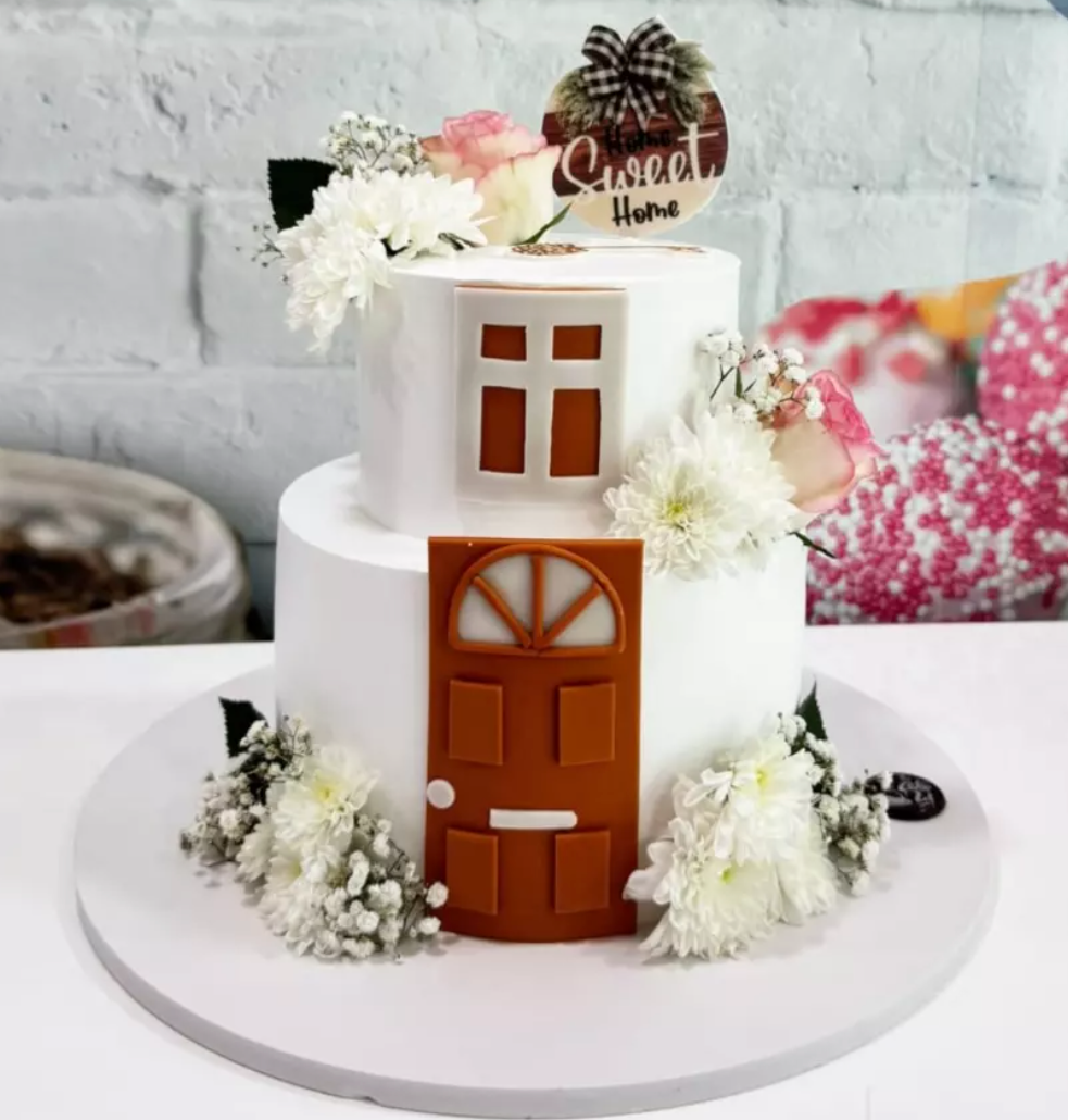 Home Sweet Home Cake