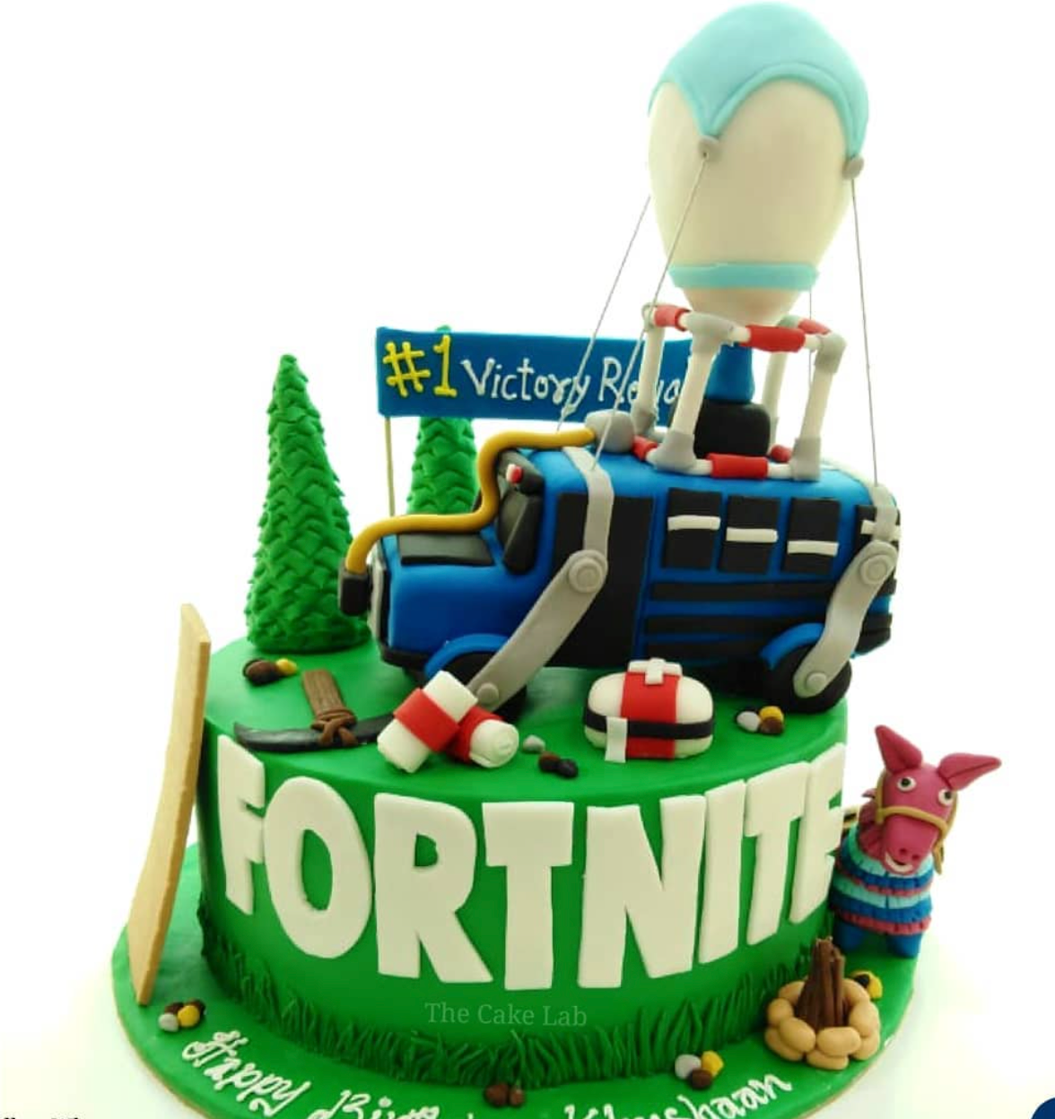 Fortnite Battle Royale Cake